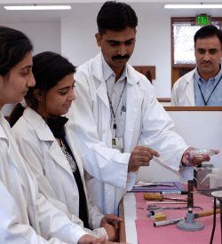 Students at a hospital teaching lab at the Aga Khan University in Karachi, Pakistan. AKDN/Gary Otte